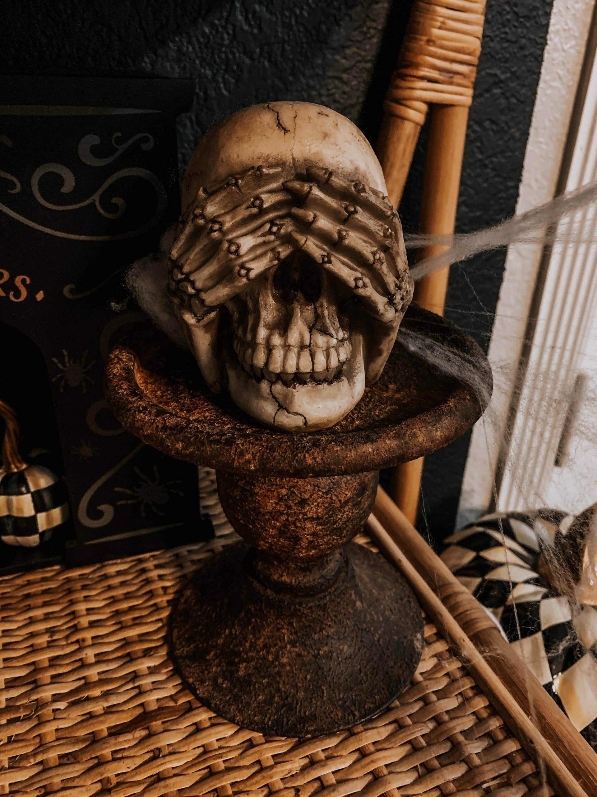 See No Evil Halloween Skull Decoration
